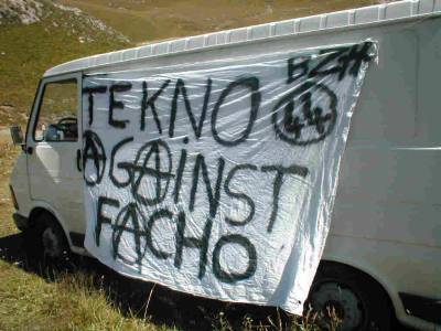 tekos